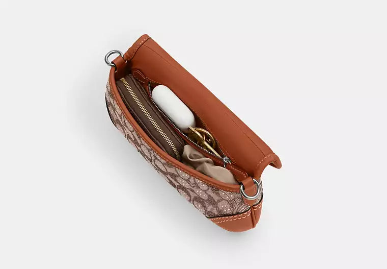 26 Jacquard Bag